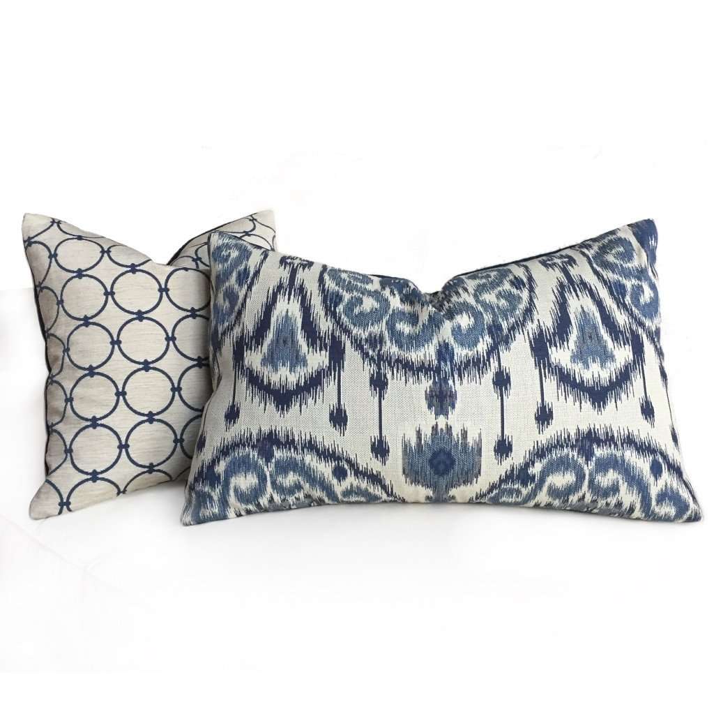 Kravet Geometric Interlinked Circles Blue Ivory Cream Pillow Cover by Aloriam