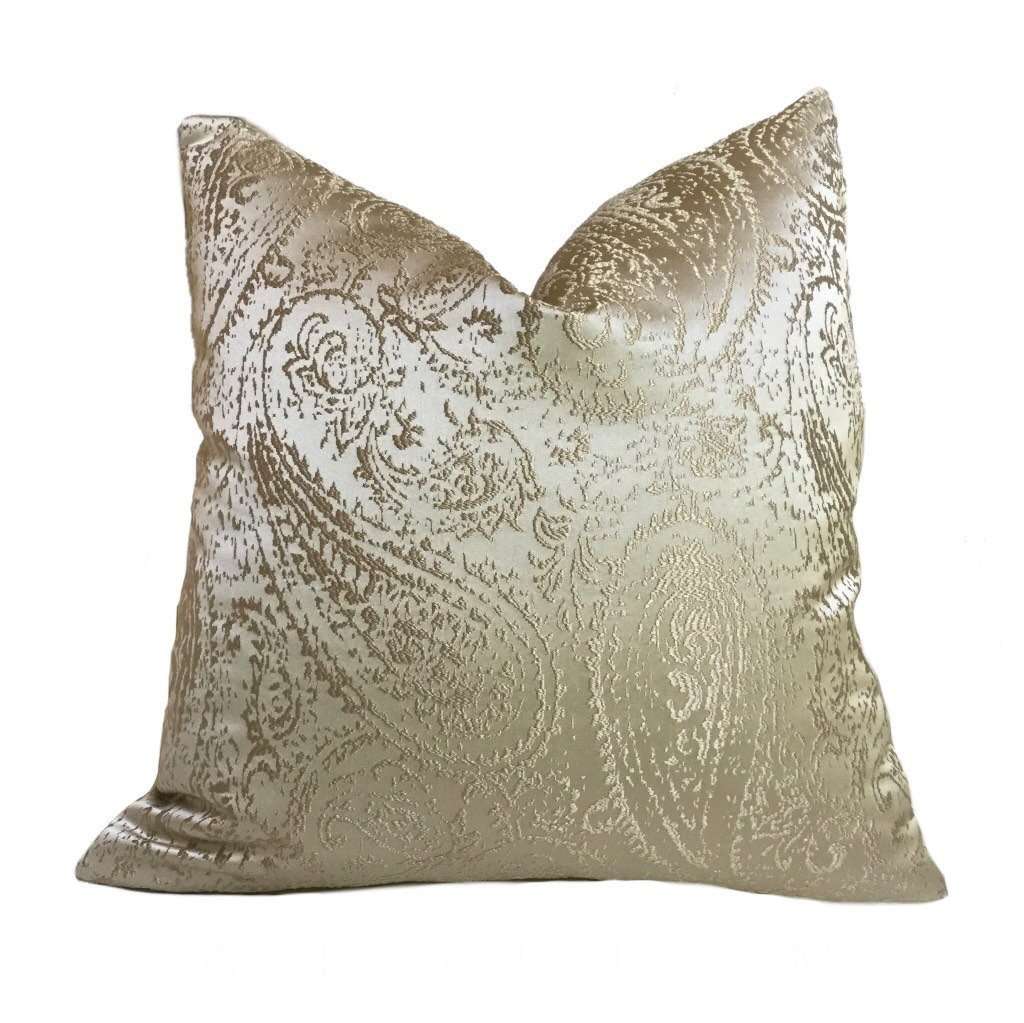 Metallic Gold Paisley Texture Pattern Pillow Cover – Aloriam