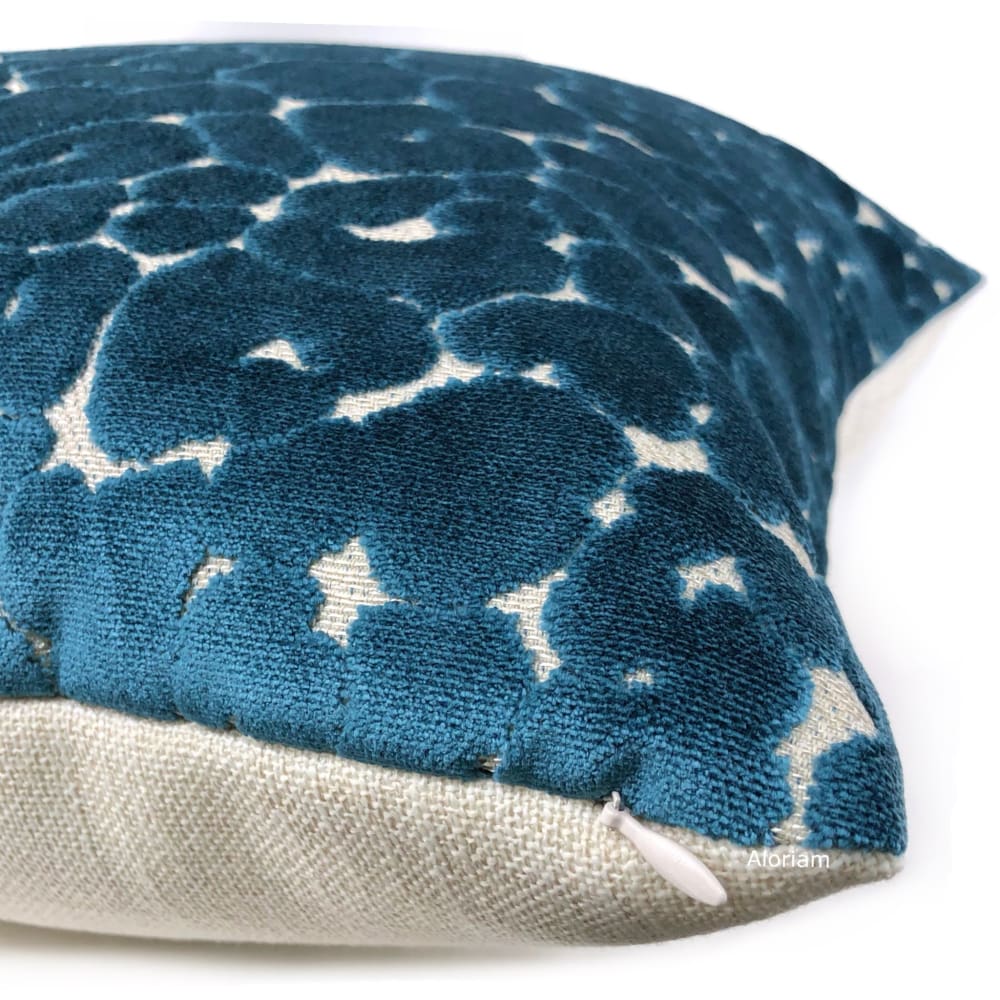 http://www.aloriam.com/cdn/shop/products/phoebe-peacock-blue-leopard-velvet-pillow-cover-custom-made-by-aloriam-438_1200x1200.jpg?v=1680471904